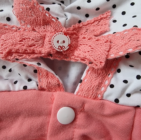 ๐๏ธ Dobaz 'Sweet Girl Princess" Dog Hoodie Sweater - Picture 4 of 8